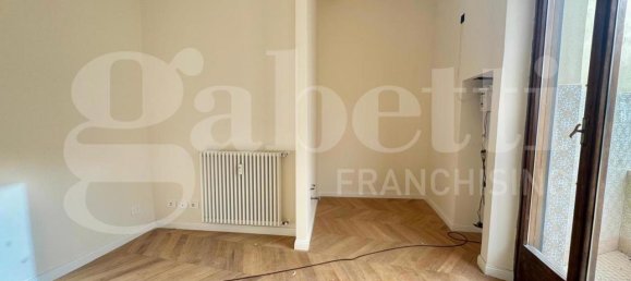 2 rooms Apartment in Rome, Italy No. 232310 5