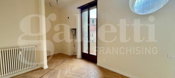 2 rooms Apartment in Rome, Italy No. 232310 6