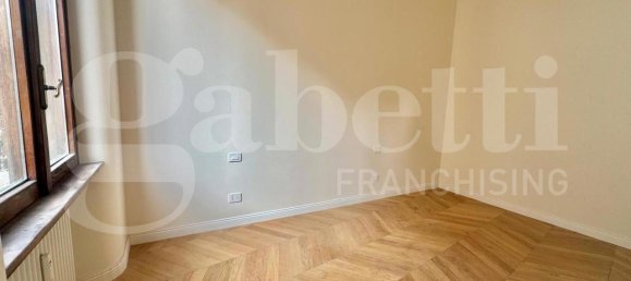 2 rooms Apartment in Rome, Italy No. 232310 8