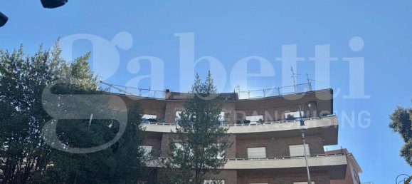 2 rooms Apartment in Rome, Italy No. 232310 14