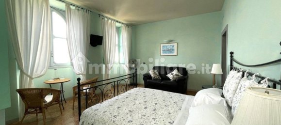 Вилла с 8 спальнями в Беэ, Италия № 140845 23