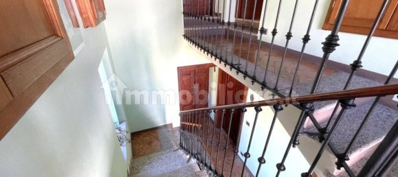 Вилла с 8 спальнями в Беэ, Италия № 140845 28