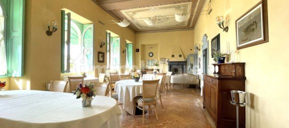 Вилла с 8 спальнями в Беэ, Италия № 140845 8