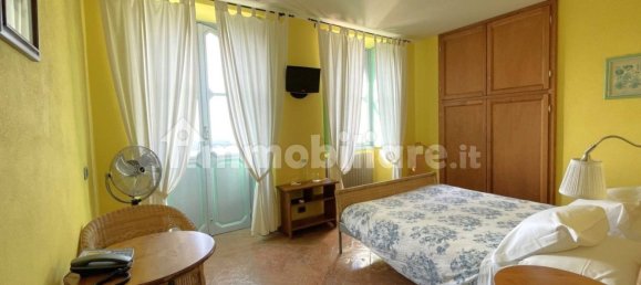 Вилла с 8 спальнями в Беэ, Италия № 140845 15