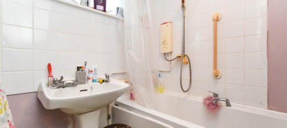 Casa em Swansea, United Kingdom N.º 2554 8