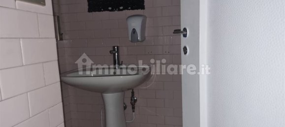 2 rooms Commercial property in Cossato, Italy No. 149780 6