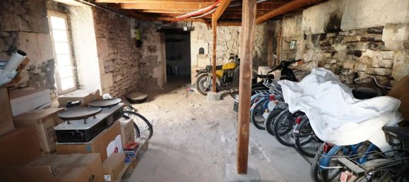 3 bedrooms House in Verteillac, France No. 340923 9