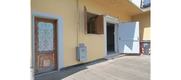 3 rooms Commercial property in Figline e Incisa Valdarno, Italy No. 280271 9