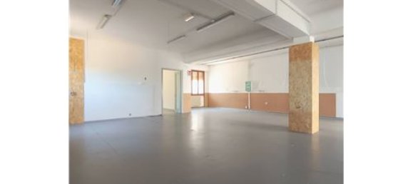 3 rooms Commercial property in Figline e Incisa Valdarno, Italy No. 280271 2