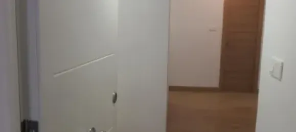 2 bedrooms Apartment in Zaragoza, Spain No. 172466 2