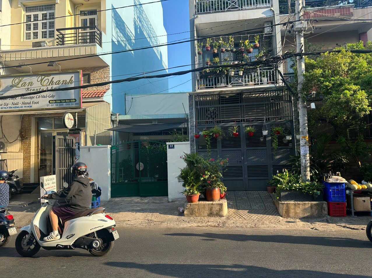 72m² Townhouse in District 7, Vietnam No. 19237