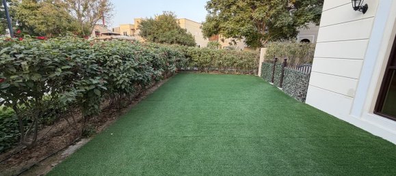 4 bedrooms Villa in Mudon, UAE No. 120585 18