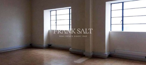 180m² Office in Ta' Xbiex, Malta No. 12034 2