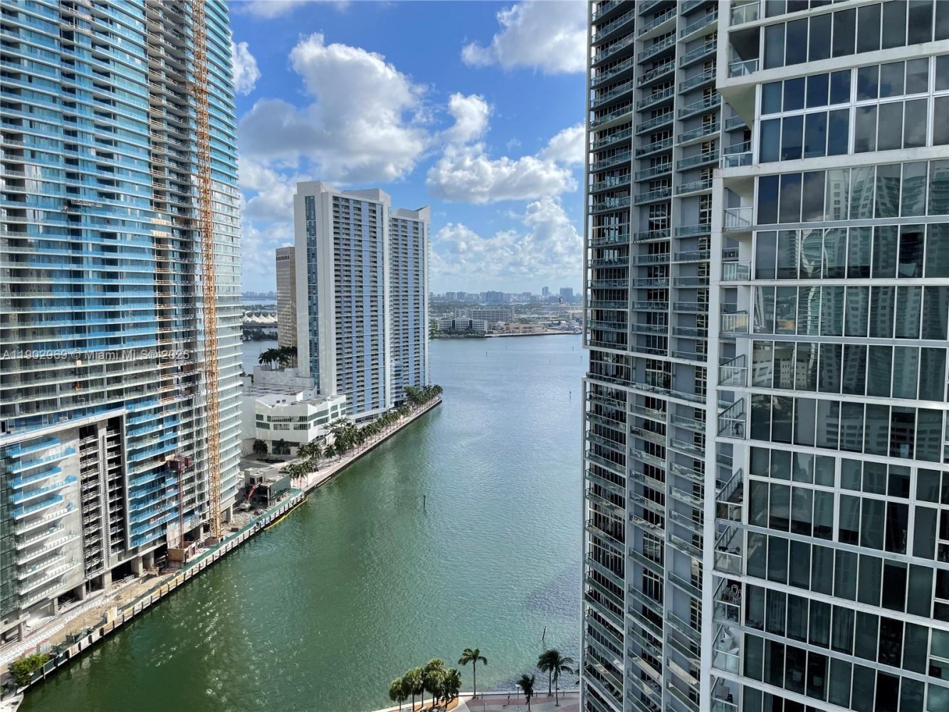 2 chambres propriété commerciale à vendre à Miami, Miami-Dade, Florida, USA № 614864