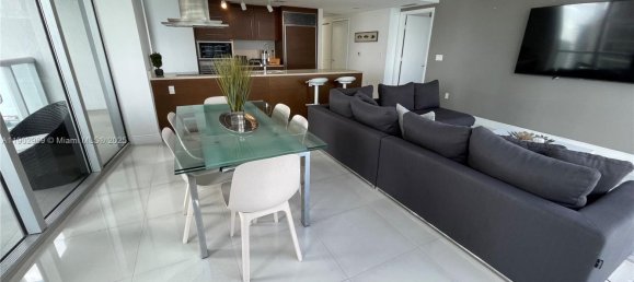 2 chambres propriété commerciale à vendre à Miami, Miami-Dade, Florida, USA № 614864 5