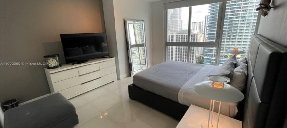 2 chambres propriété commerciale à vendre à Miami, Miami-Dade, Florida, USA № 614864 9