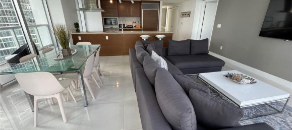 2 chambres propriété commerciale à vendre à Miami, Miami-Dade, Florida, USA № 614864 6