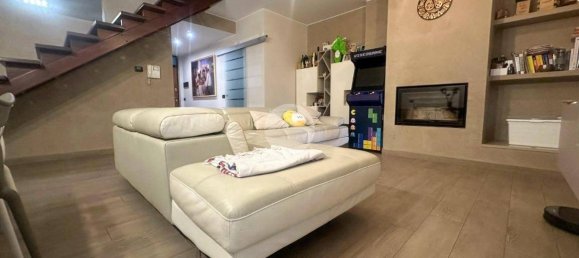 3 bedrooms House in Manerbio, Italy No. 299096 4