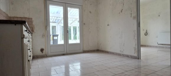 2 Schlafzimmer Haus in Marles-les-Mines, France, Nr. 349116 2