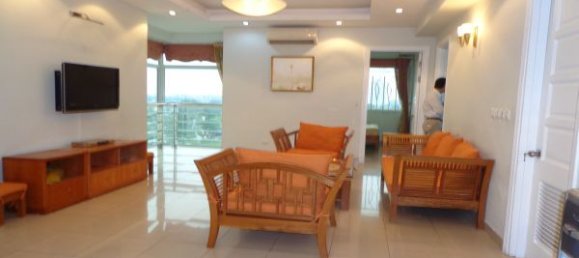 3 bedrooms Apartment in Tay Ho, Vietnam No. 6069 2