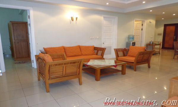 3 bedrooms Apartment in Tay Ho, Vietnam No. 6069