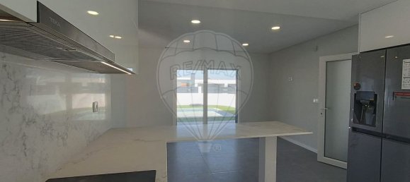 4 bedrooms House in Setubal, Portugal No. 171870 14