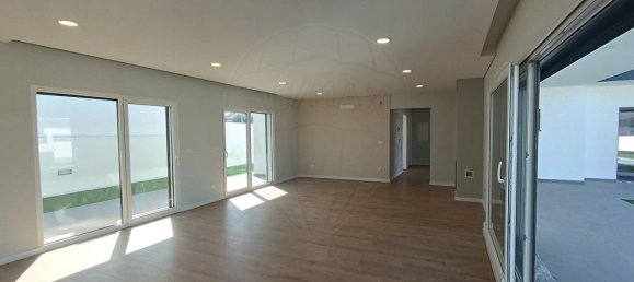 4 bedrooms House in Setubal, Portugal No. 171870 27