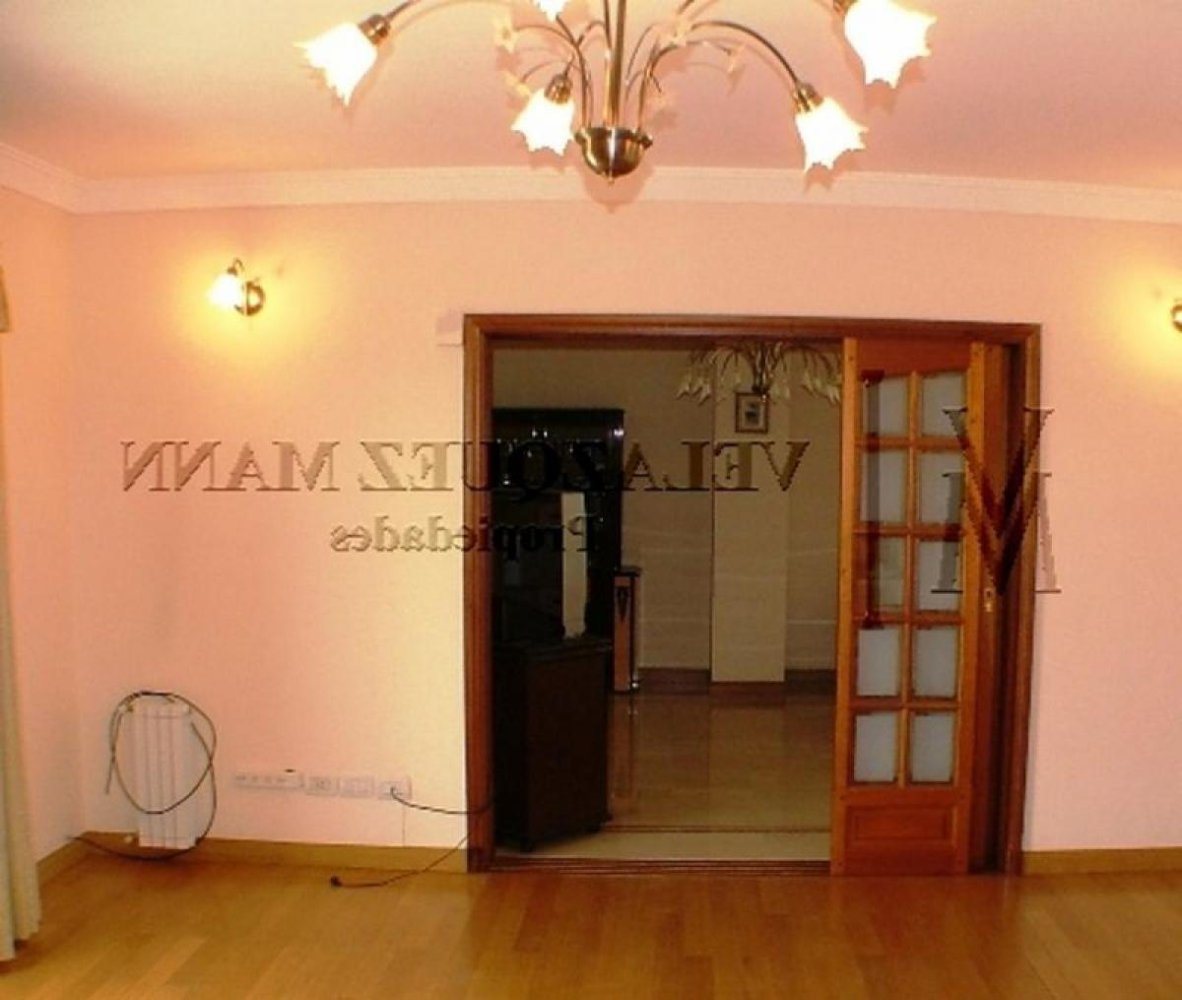 4 غرف نوم شقة في Esteban Echeverria, Argentina رقم 1641