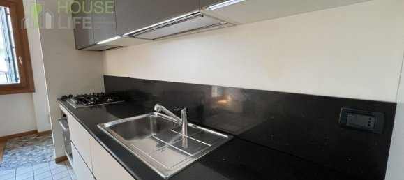 4 rooms Apartment in Schio, Italy No. 258081 6