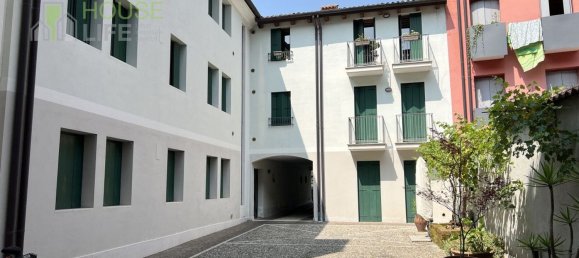 4 rooms Apartment in Schio, Italy No. 258081 20