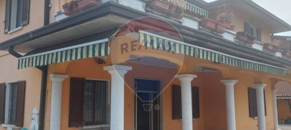 2 Schlafzimmer Villa in Bagnolo Mella, Italy, Nr. 356155 2