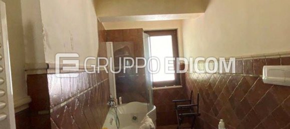 6 rooms Apartment in Castelvenere, Italy No. 206707 16