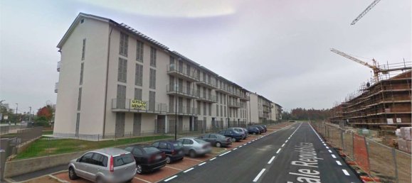 3 rooms Apartment in Chieri, Italy No. 10171 4