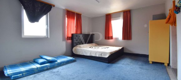 Дом с 6 спальнями в Neustadt an der Aisch, Германия № 42099 9