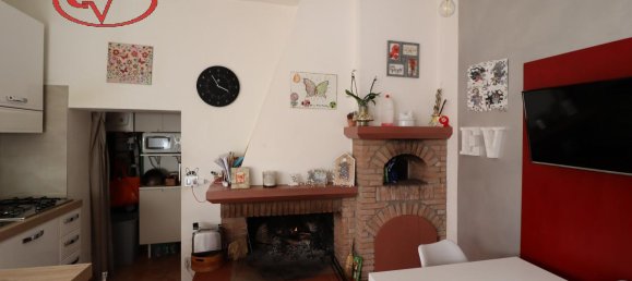 Квартира с 4 комнатами в Латерина Перджине Вальдарно, Италия № 234231 4