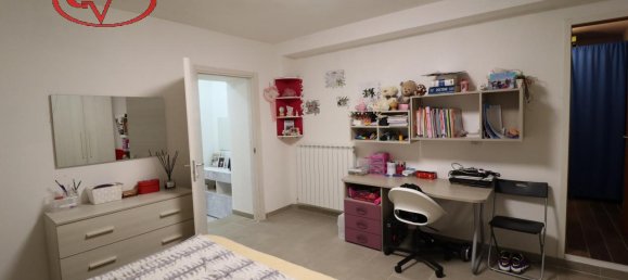 Квартира с 4 комнатами в Латерина Перджине Вальдарно, Италия № 234231 15