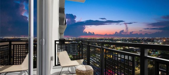 1 dormitorio propiedad comercial en venta en Miami, Miami-Dade, Florida, USA № 615920 4