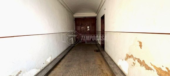 2 rooms Apartment in Turin, Italy No. 33575 14