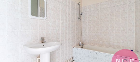 4 bedrooms House in Arracourt, France No. 94087 12