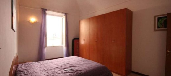 3 rooms Apartment in Poggibonsi, Italy No. 282753 3