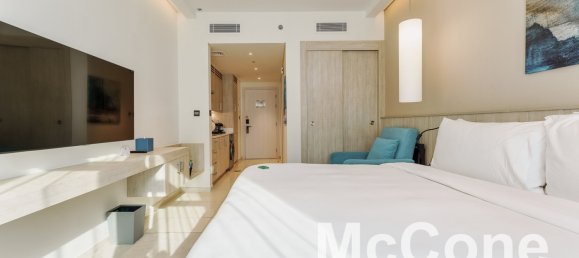 Studio in Palm Jumeirah, UAE No. 31313 6