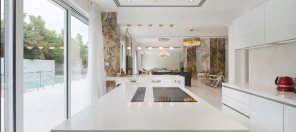 Villa T5 em Dubai, UAE N.º 21102 4