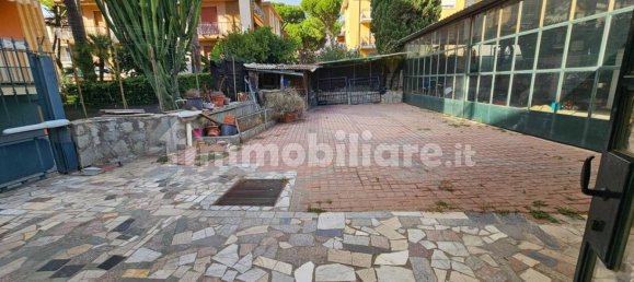 Garage in Bordighera, Italy 187m², Nr. 357408 9