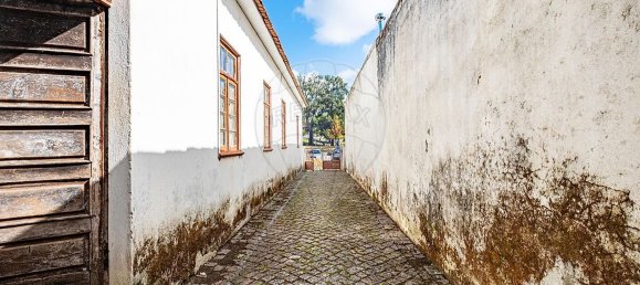 2 Schlafzimmer Haus in Nogueira da Regedoura, Portugal, Nr. 176552 9