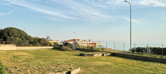 3 rooms Apartment in Anzio, Italy No. 72396 13