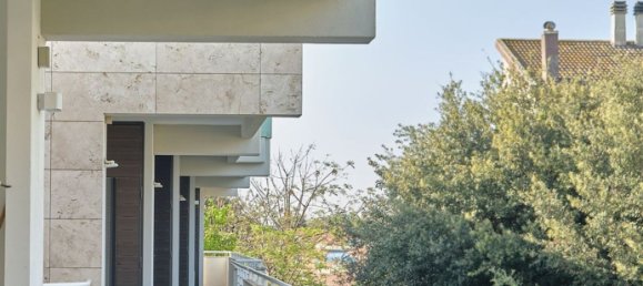 3 rooms Apartment in Anzio, Italy No. 72396 10