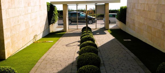 3 rooms Apartment in Anzio, Italy No. 72396 9