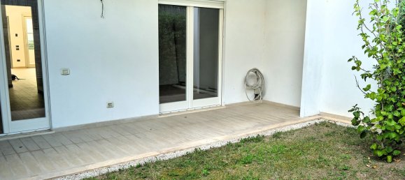 3 rooms Apartment in Anzio, Italy No. 72396 11