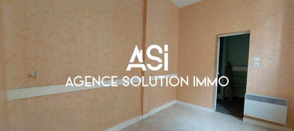 2 bedrooms House in Fresnay-sur-Sarthe, France No. 110634 5