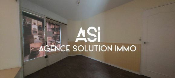 2 bedrooms House in Fresnay-sur-Sarthe, France No. 110634 2